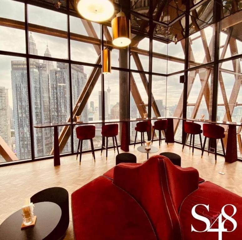 Scarletz Suites Twin Tower Klcc Kuala Lumpur By Okidoki Exterior photo