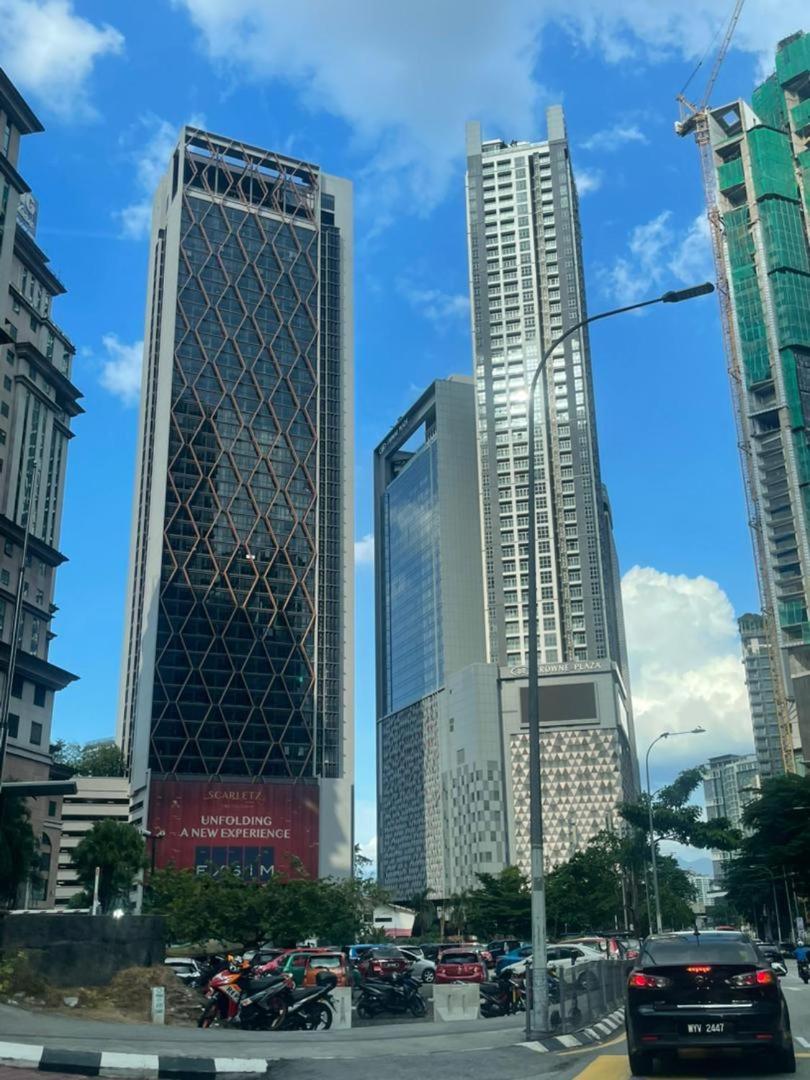 Scarletz Suites Twin Tower Klcc Kuala Lumpur By Okidoki Exterior photo